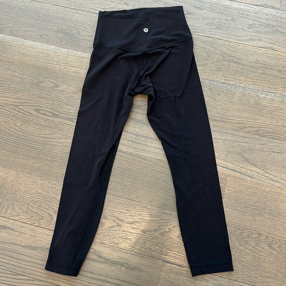 lululemon Align High-Rise Crop 21" leggings in black size 4